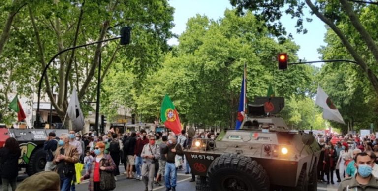 25ABRIL MANIF